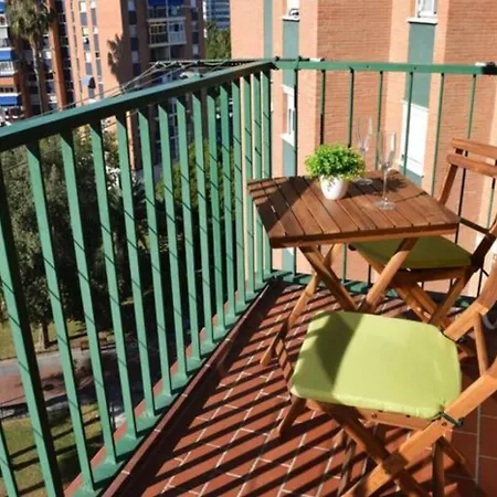 Luminoso Apartamento/ 5 Minutos De La Playa アパート